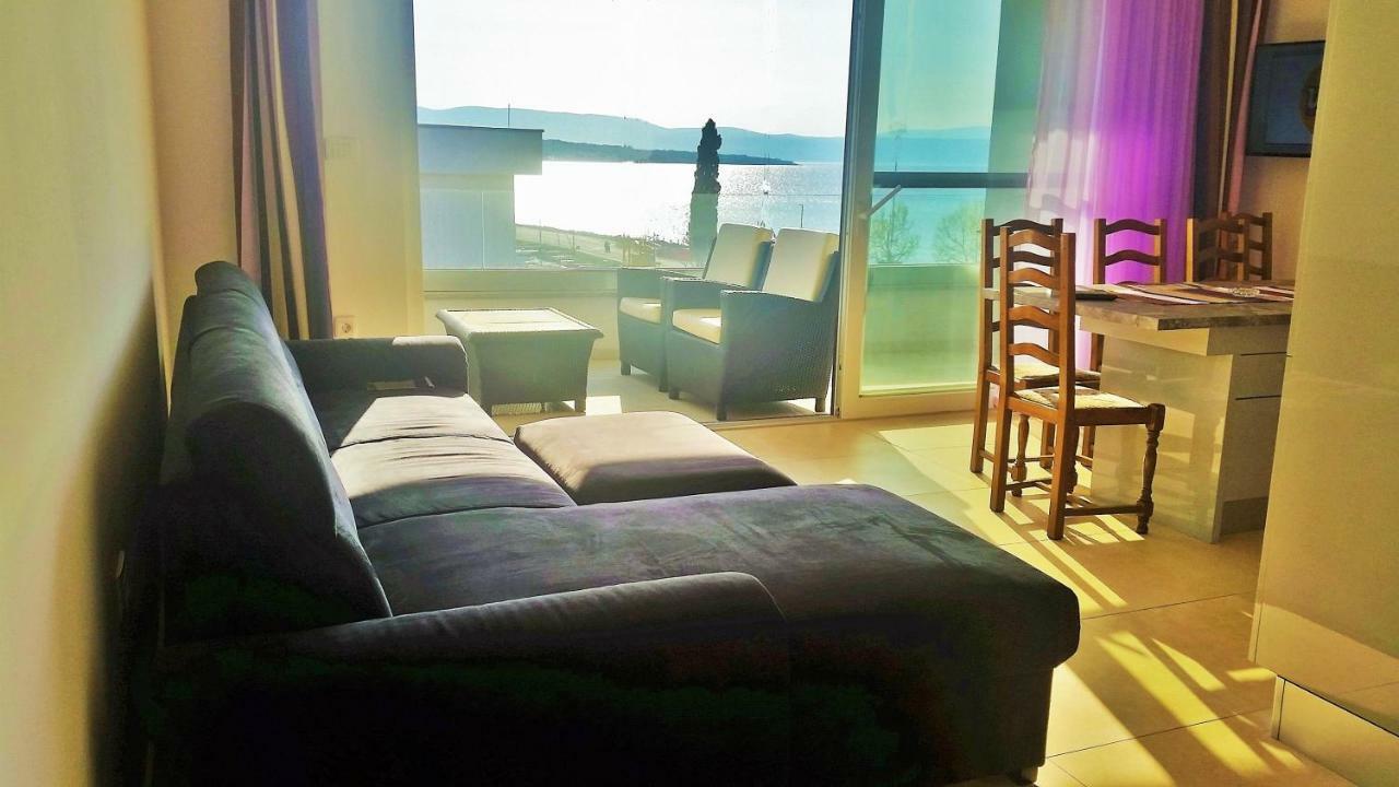 Apartment Villa Vala Малинска Экстерьер фото