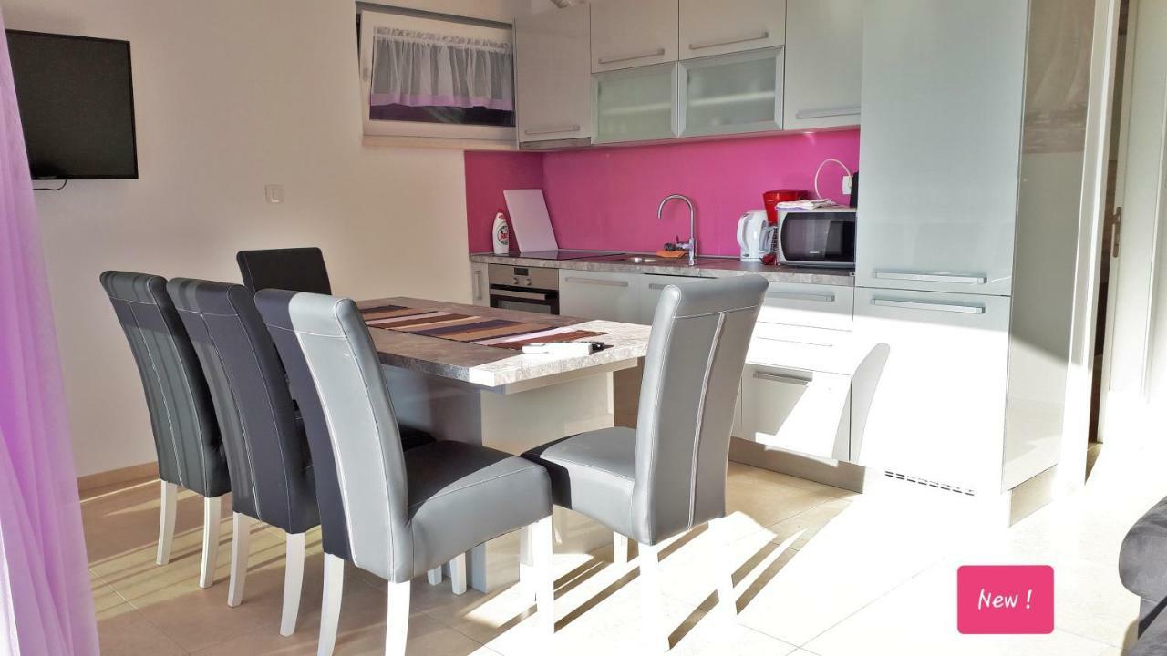 Apartment Villa Vala Малинска Экстерьер фото